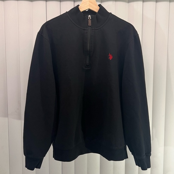 U.S. Polo Assn.  Half Zip Sweater | Large Size | Fits Medium - Picture 1 of 4